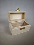 Creative wooden treasure box gift box - Natural wood color mini storage box - Wedding souvenir gift box - Valentine's Day gift packaging - Retro snap-lock wooden box